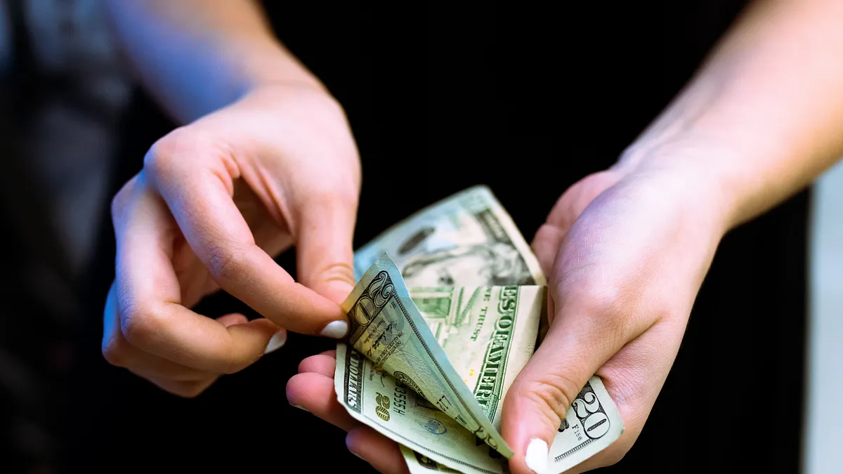 被動收入就是那張黃金入場券,讓你終於有機會可以擁有完全財務自由的生活。(示意圖/取自unsplash) 被動收入就是那張黃金入場券,讓你終於有機會可以擁有完全財務自由的生活。(示意圖/取自unsplash)