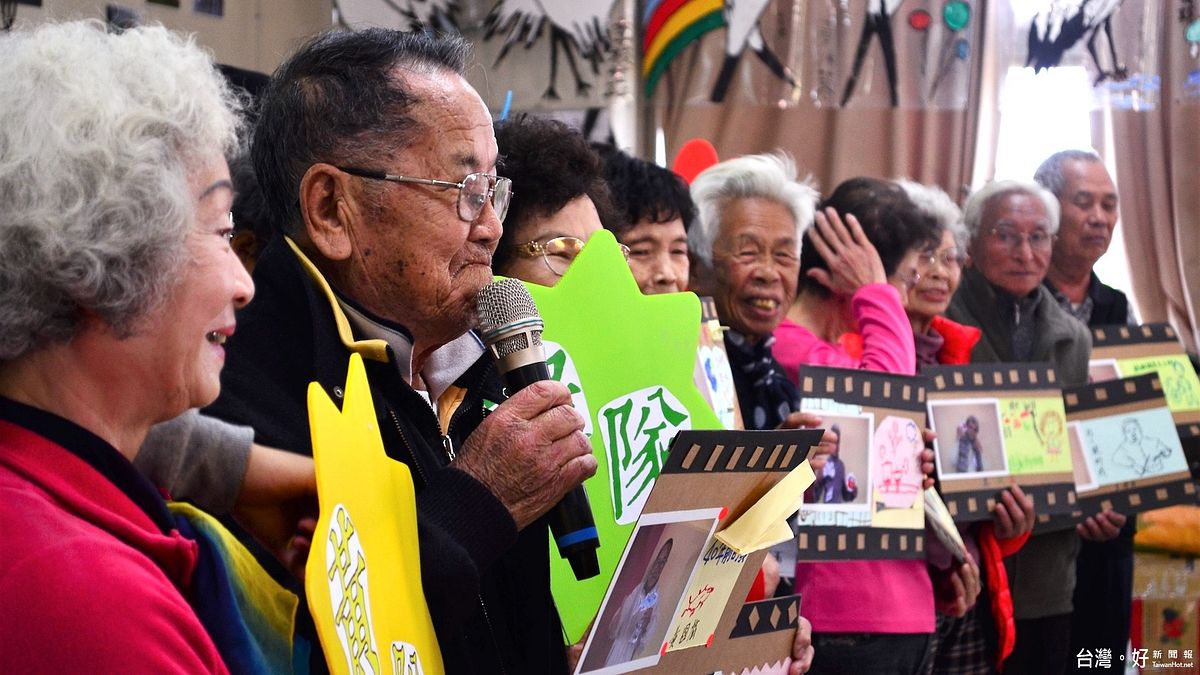 科大生下鄉敬老3天 長輩樂玩遊戲笑開懷 科大生下鄉敬老3天 長輩樂玩遊戲笑開懷