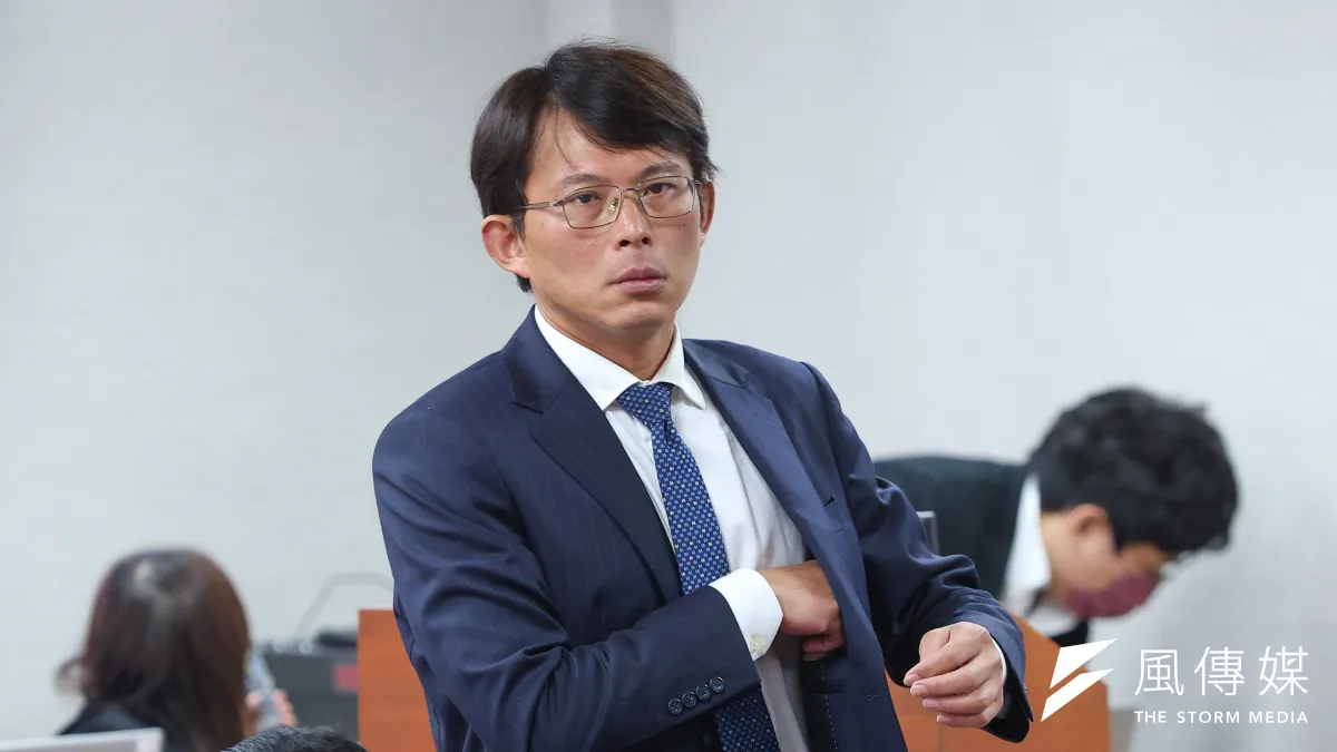 民眾黨總召黃國昌26日出席司法法制委員會。(顏麟宇攝)