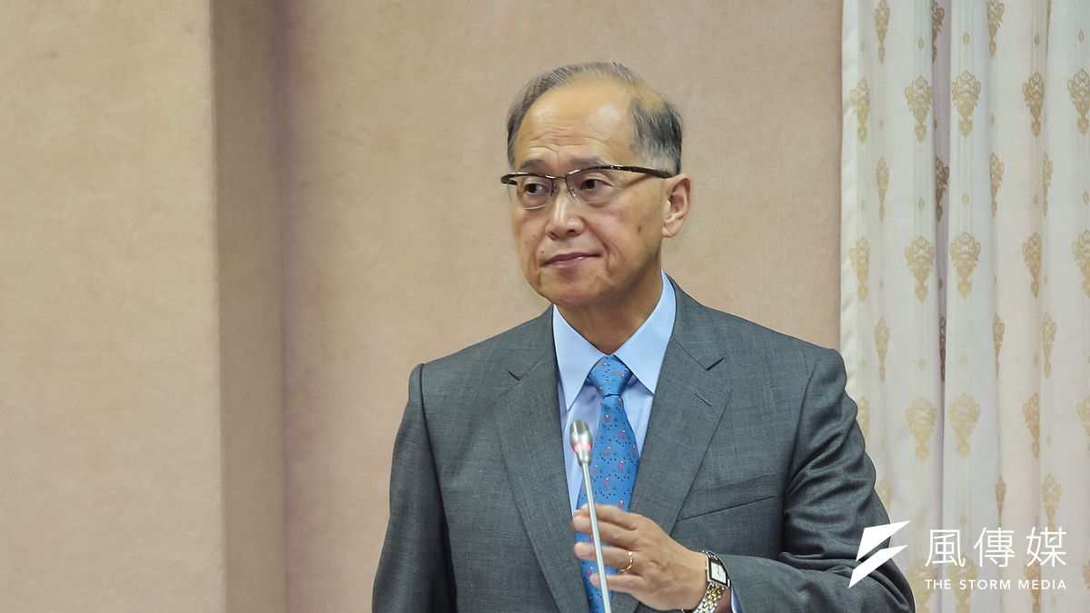 外交部長李大維27日於外交委員會表示,駐印尼代表已確定由陳忠接任。(顏麟宇攝) 外交部長李大維27日於外交委員會表示,駐印尼代表已確定由陳忠接任。(顏麟宇攝)