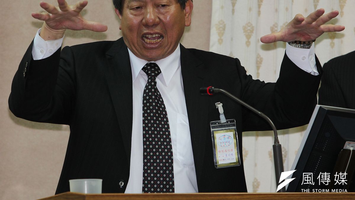 前國安局長蔡得勝卸任後遊走政商,國安系統內部宣稱,若蔡英文當選,蔡得勝將重回國安系統擔任重要職務。(資料照,余志偉攝) 前國安局長蔡得勝卸任後遊走政商,國安系統內部宣稱,若蔡英文當選,蔡得勝將重回國安系統擔任重要職務。(資料照,余志偉攝)