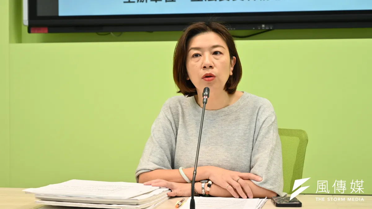 衛福部次長林靜儀出面代表衛福部,表達反對在野黨部分老人免繳健保費提案態度。(資料照,陳昱凱攝)