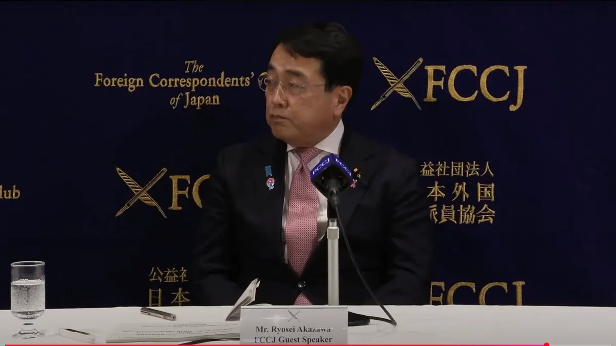 10月1日、経済財政政策担当大臣兼経済再生担当相の赤澤亮正氏が日本外国特派員協会(FCCJ)で会見し、今夏に署名された日米通商協定の詳細と交渉の舞台裏を説明した。 10月1日、経済財政政策担当大臣兼経済再生担当相の赤澤亮正氏が日本外国特派員協会(FCCJ)で会見し、今夏に署名された日米通商協定の詳細と交渉の舞台裏を説明した。