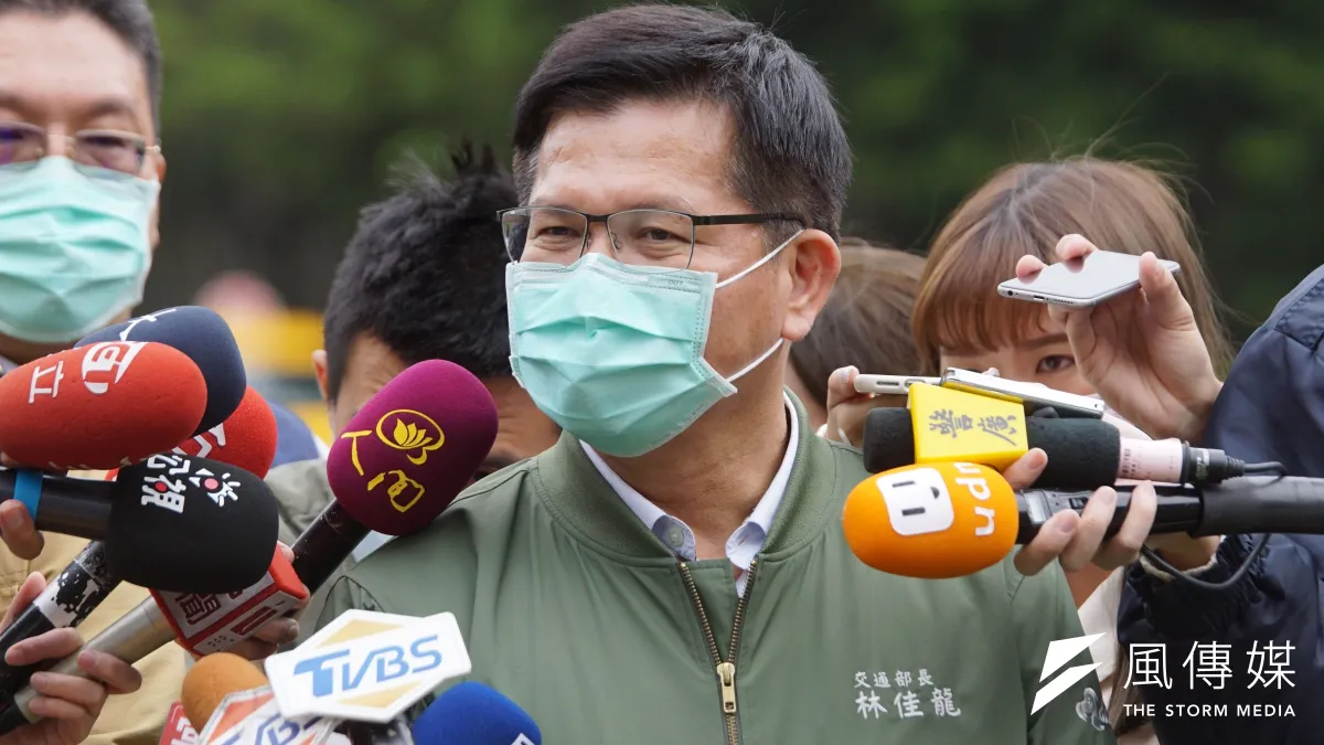 立委陳歐珀及宜蘭縣部分鄉鎮市首長、縣議會民進黨團等10餘人於8日前往交通部拜會,由部長林佳龍(見圖)率相關單位參與會談。(資料照,盧逸峰攝)