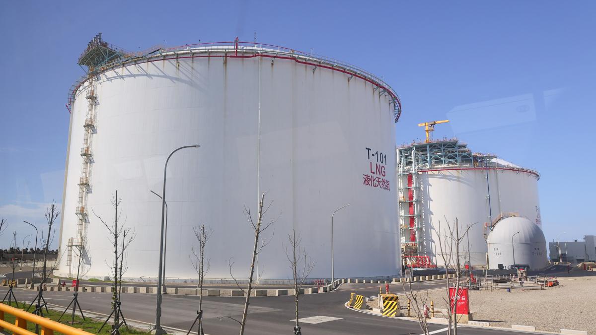 批中油三接案「檢調到底在拖什麼?」羅智強:爆料後大半年才搜索得標廠商