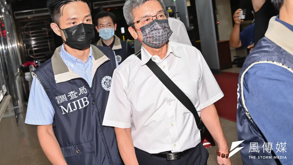 前鼎越開發公司董事長朱亞虎及前台北市長辦公室主任李文宗,被控於京華城案涉嫌行、收賄,遭收押禁見。(資料照片,陳昱凱攝)
