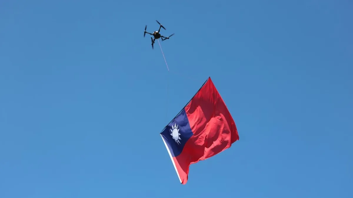 民主是台灣的底色、科技是工具、國防是底氣,國際合作則是我們的槓桿。台灣要成為真正的山巔之城,不能只讓世界看見我們站在哪裡,更要讓世界看見。(資料照,中央社)