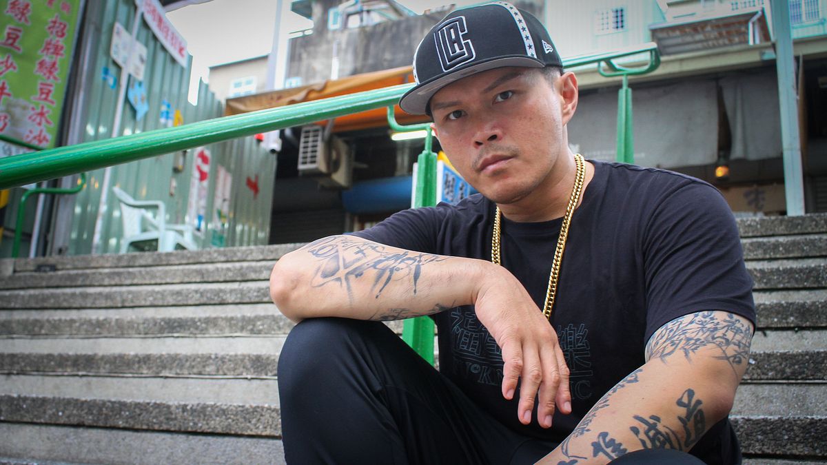 針對國民黨立委王鴻薇指控饒舌歌手大支(見圖),文總表示,絕無「球員兼裁判」的情況。(資料照,蔡親傑攝) 針對國民黨立委王鴻薇指控饒舌歌手大支(見圖),文總表示,絕無「球員兼裁判」的情況。(資料照,蔡親傑攝)