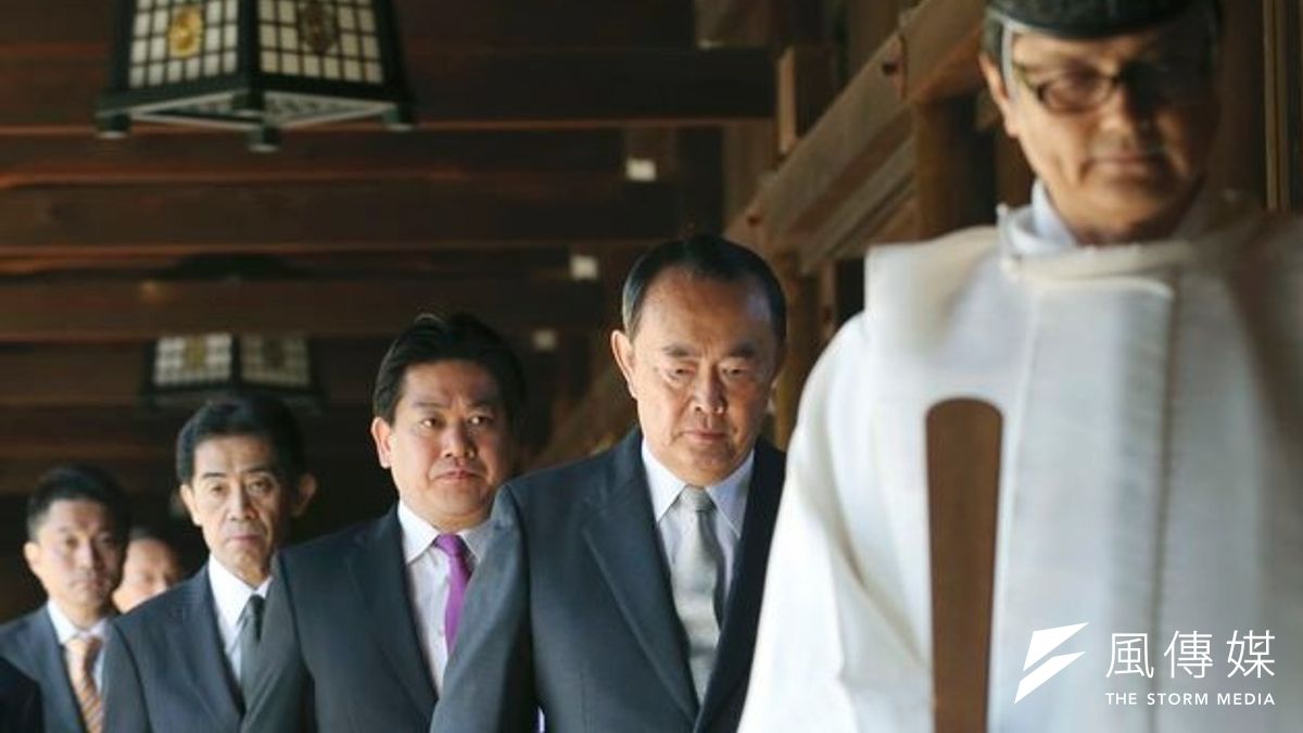 146名日本國會議院前往靖國神社參與春祭。(美聯社) 146名日本國會議院前往靖國神社參與春祭。(美聯社)