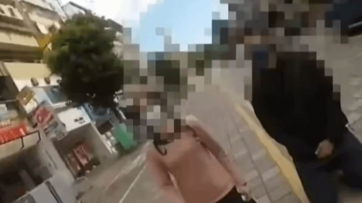 李姓女中士與已婚的黃姓少尉排長不倫戀。(圖/翻攝自記者爆料網) 李姓女中士與已婚的黃姓少尉排長不倫戀。(圖/翻攝自記者爆料網)