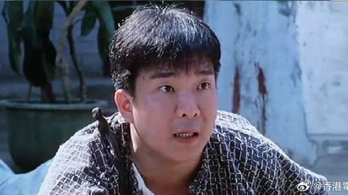 孟海拿下香港電影金像獎「最佳男配角獎」。(圖/翻攝自微博) 孟海拿下香港電影金像獎「最佳男配角獎」。(圖/翻攝自微博)