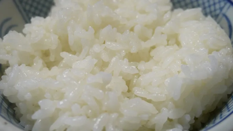 白飯怎麼煮才好吃?農產品專家曝關鍵,「多做1步驟」米飯香Q彈牙不濕軟,可以吃好幾碗 | 風生活綜合報導 | 風生活 - 風傳媒