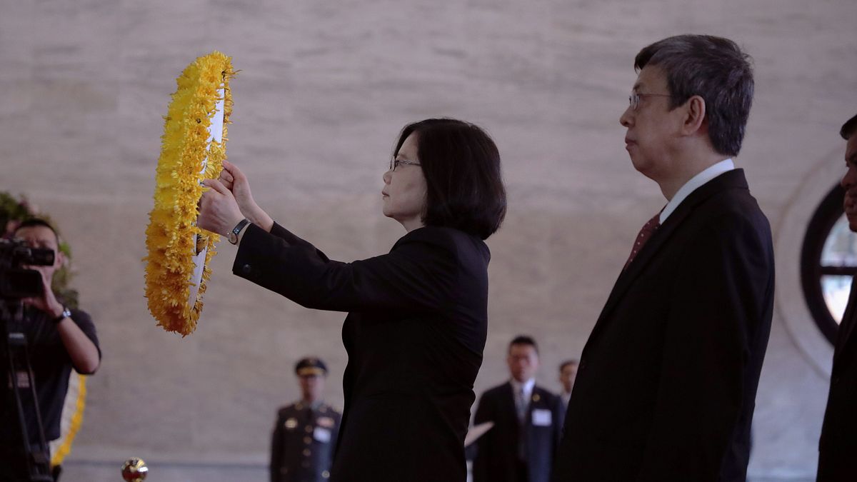 2017年9月3日,蔡英文總統主持「中華民國106年秋祭忠烈殉職人員典禮」(總統府) 2017年9月3日,蔡英文總統主持「中華民國106年秋祭忠烈殉職人員典禮」(總統府)