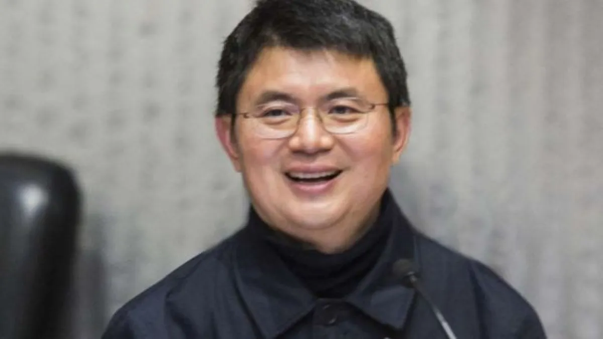 雖然警方拒絶公布酒店當晚監視影像,但有媒體拼接出億萬富豪肖建華失蹤前發生的情況。(BBC中文網)