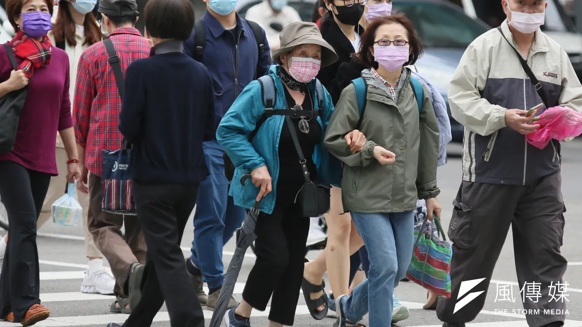 今(17)日受到大陸冷氣團影響,天氣轉為乾冷型態;白天苗栗以北及宜蘭、花蓮氣溫回升有限,高溫約攝氏18到20度。(資料照/柯承惠攝)