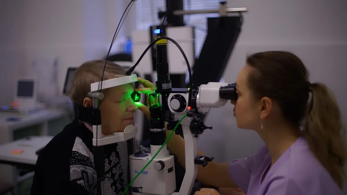 大學光(3218)目前在台擁有28間合作診所與31間直營眼鏡門市,相較中國市場,市占率相當穩定。(圖/Pixabay) 大學光(3218)目前在台擁有28間合作診所與31間直營眼鏡門市,相較中國市場,市占率相當穩定。(圖/Pixabay)