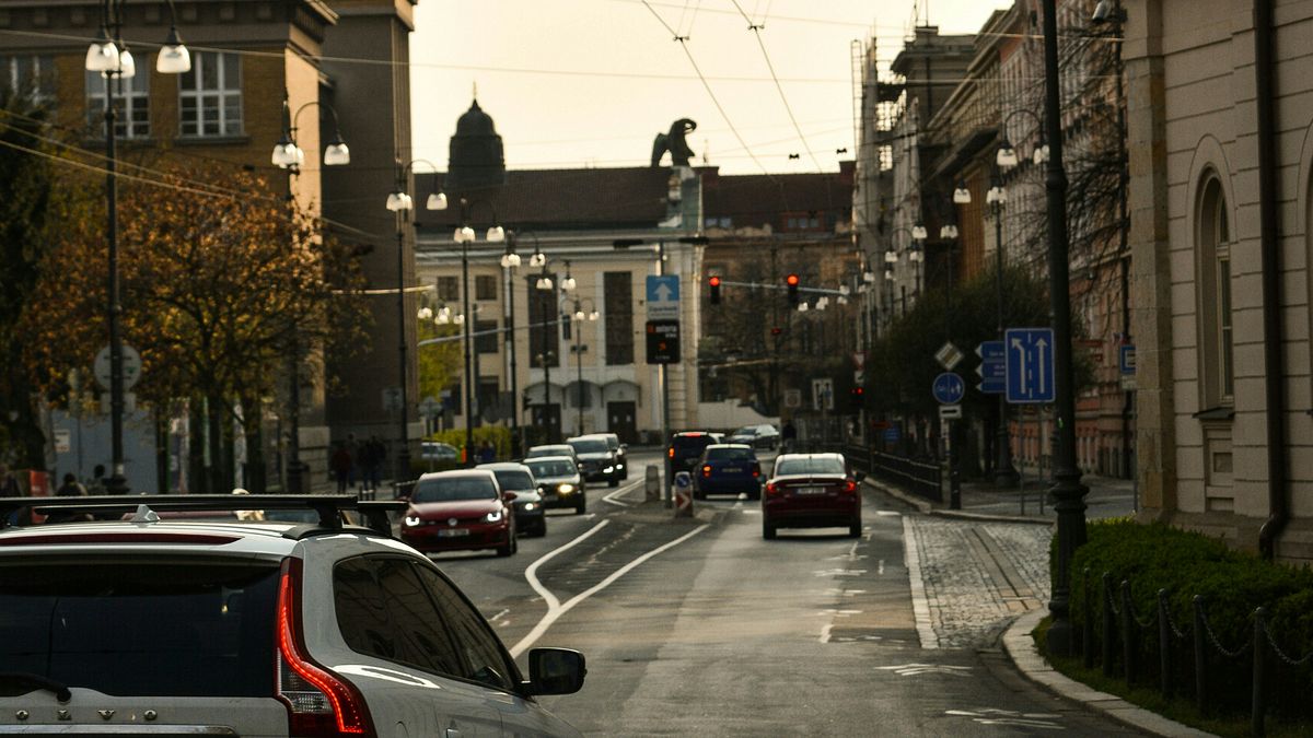 二二八連假塞車救星!全台10大最強國道休息站,「這1站」能洗熱水澡,美食還多到炸