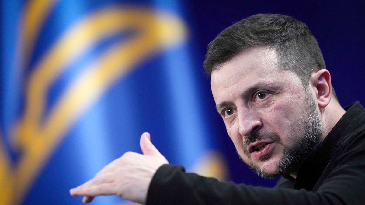 2025年2月23日,烏克蘭總統澤倫斯基召開記者會。(美聯社) 2025年2月23日,烏克蘭總統澤倫斯基召開記者會。(美聯社)