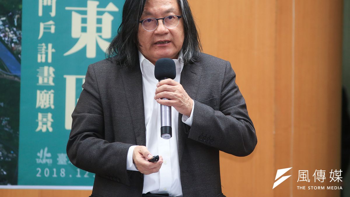 前北市都發局長林洲民今凌晨發文,說當初被告知「林洲民再如此審查下去,遠雄集團對外的售價會有天文數字的價差!」(資料照,簡必丞攝) 前北市都發局長林洲民今凌晨發文,說當初被告知「林洲民再如此審查下去,遠雄集團對外的售價會有天文數字的價差!」(資料照,簡必丞攝)