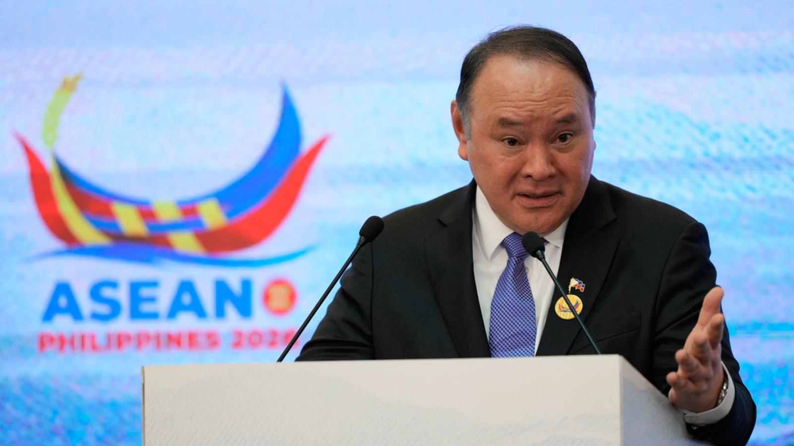 不排除參選2028總統!菲律賓鷹派國防部長鬆口,鐵歐多洛因「對中強硬」成名