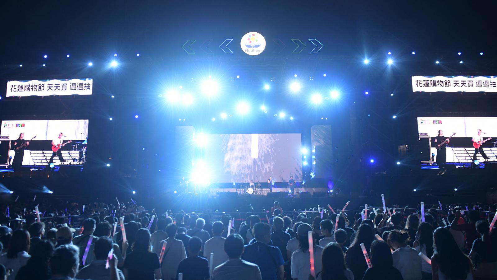 花蓮中秋連假湧現人潮!演唱會、石雕季連番登場,訂房衝全台前三