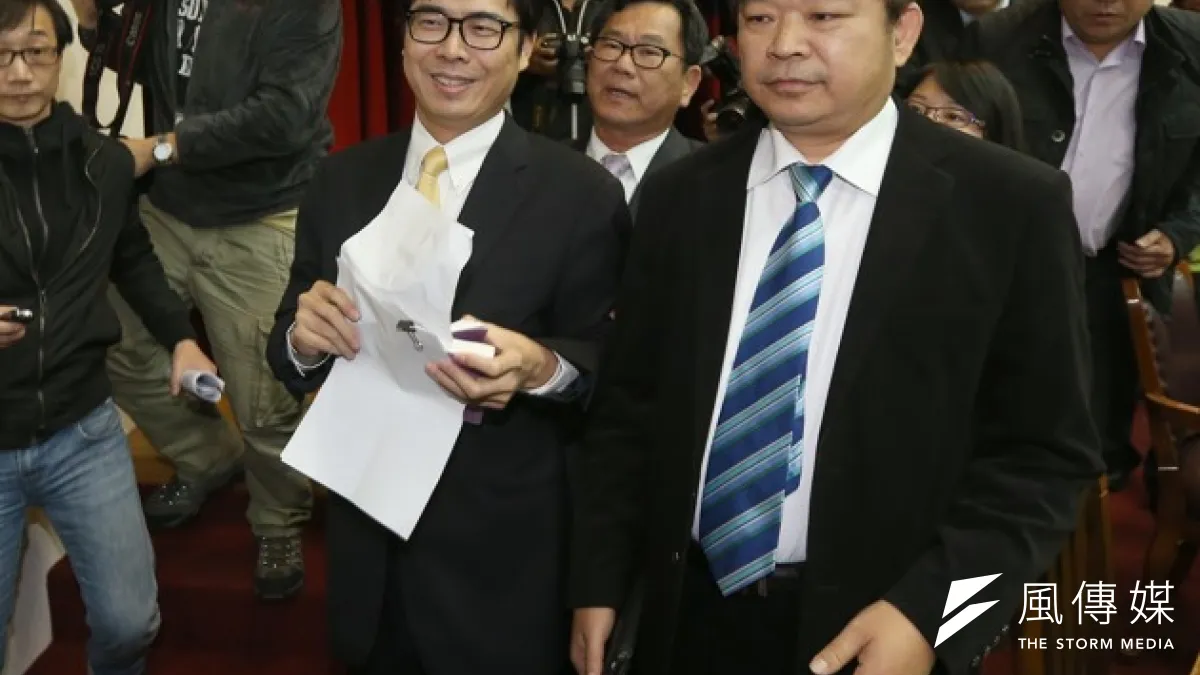 民進黨在大陸台商的支持度落後民進黨,但在東南亞的台商支持度則還不錯,圖右一為到東南亞為柯文哲拉票的立委蔡煌瑯。(資料照片,吳逸驊攝)