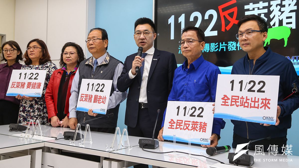 針對行政院引發的「牛肉麵之亂」,國民黨主席江啟臣(右三)表示,自己也擔任過行政院發言人,感慨良多。(資料照,顏麟宇攝) 針對行政院引發的「牛肉麵之亂」,國民黨主席江啟臣(右三)表示,自己也擔任過行政院發言人,感慨良多。(資料照,顏麟宇攝)