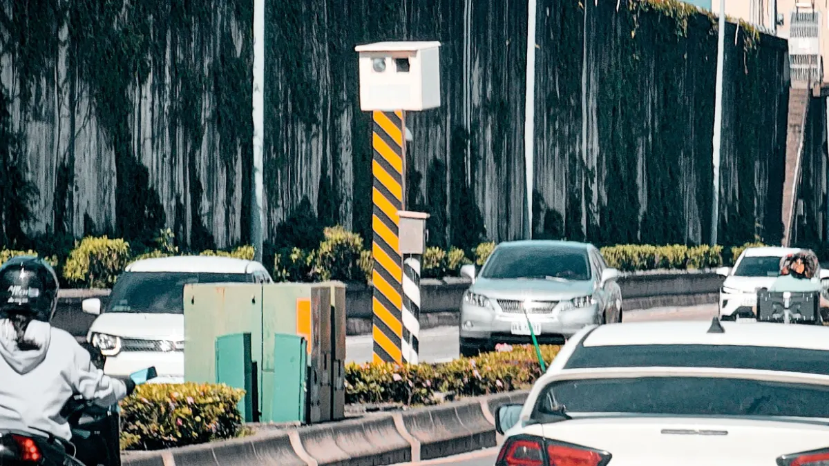 苗栗再增3大固定式測速照相設備,將於2026年3月起全面啟用執法。(資料照/洪煜勛攝) 苗栗再增3大固定式測速照相設備,將於2026年3月起全面啟用執法。(資料照/洪煜勛攝)