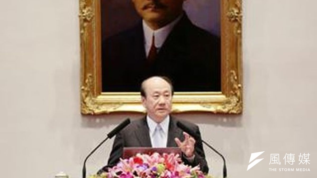 經濟部長張家祝24日表示,台灣經濟目前面臨投資動能不足和出口競爭力下滑兩大問題。(取自總統府官網) 經濟部長張家祝24日表示,台灣經濟目前面臨投資動能不足和出口競爭力下滑兩大問題。(取自總統府官網)