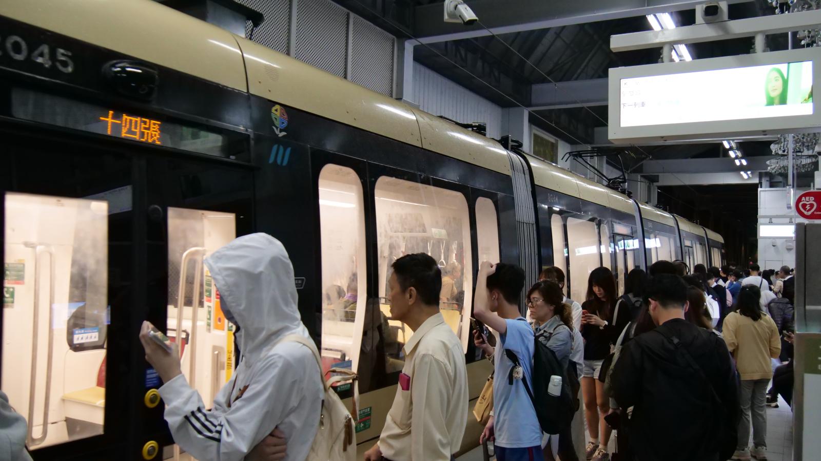 薔琵颱風來襲!新北宣布10/23停班停課 捷運淡海、安坑、環狀線班距調整一次看