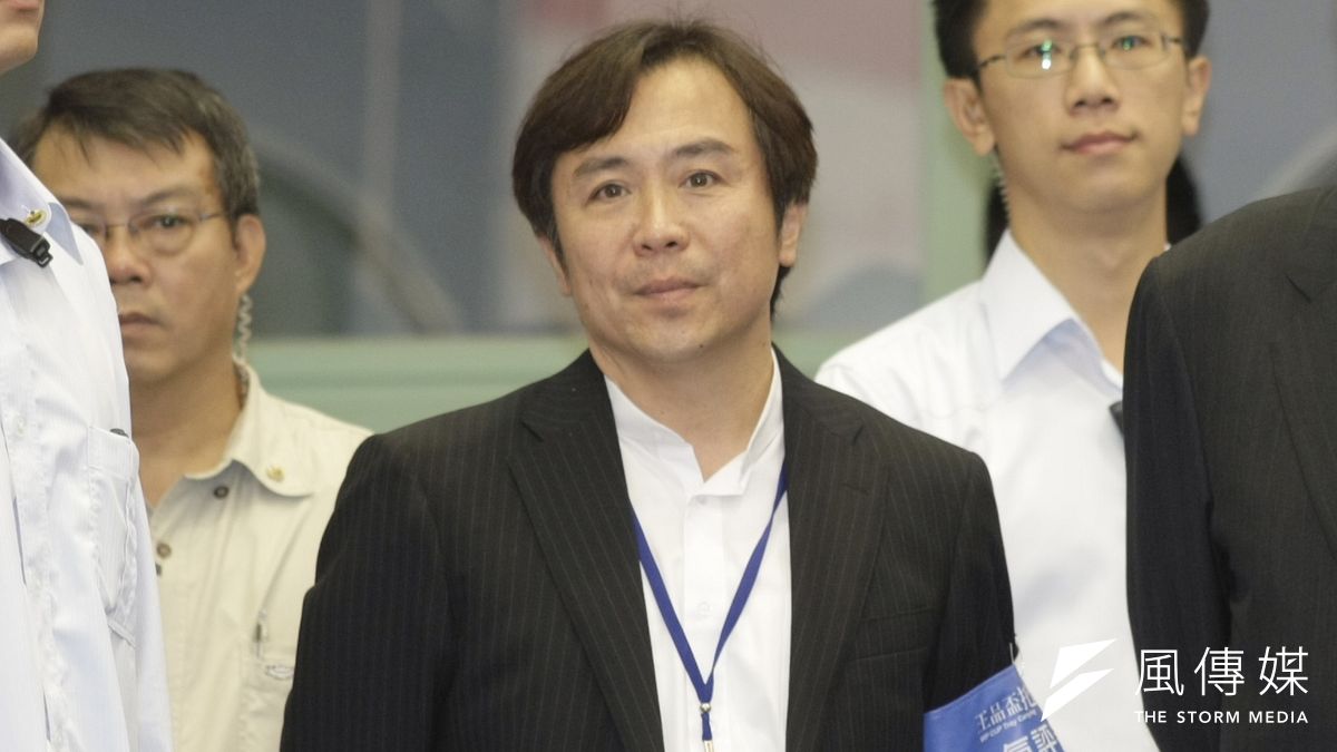 王品集團今(14)日宣佈,旗下舒果、ita品牌將進行調整,ita全台4家店面將自12月中旬起陸續關店,明年2月底全數結束營業;王品預估閉店損失將低於2000萬元,影響每股稅後純益(EPS)約0.2元。圖為王品董事長陳正輝。(資料照,吳逸驊攝) 王品集團今(14)日宣佈,旗下舒果、ita品牌將進行調整,ita全台4家店面將自12月中旬起陸續關店,明年2月底全數結束營業;王品預估閉店損失將低於2000萬元,影響每股稅後純益(EPS)約0.2元。圖為王品董事長陳正輝。(資料照,吳逸驊攝)