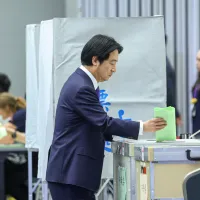 隨著2026年底的九合一地方大選逐漸進入白熱化階段,各界也開始將目光延伸到2028年的總統大選。圖為總統賴清德進行投票。示意圖。(資料照,劉偉宏攝) 隨著2026年底的九合一地方大選逐漸進入白熱化階段,各界也開始將目光延伸到2028年的總統大選。圖為總統賴清德進行投票。示意圖。(資料照,劉偉宏攝)