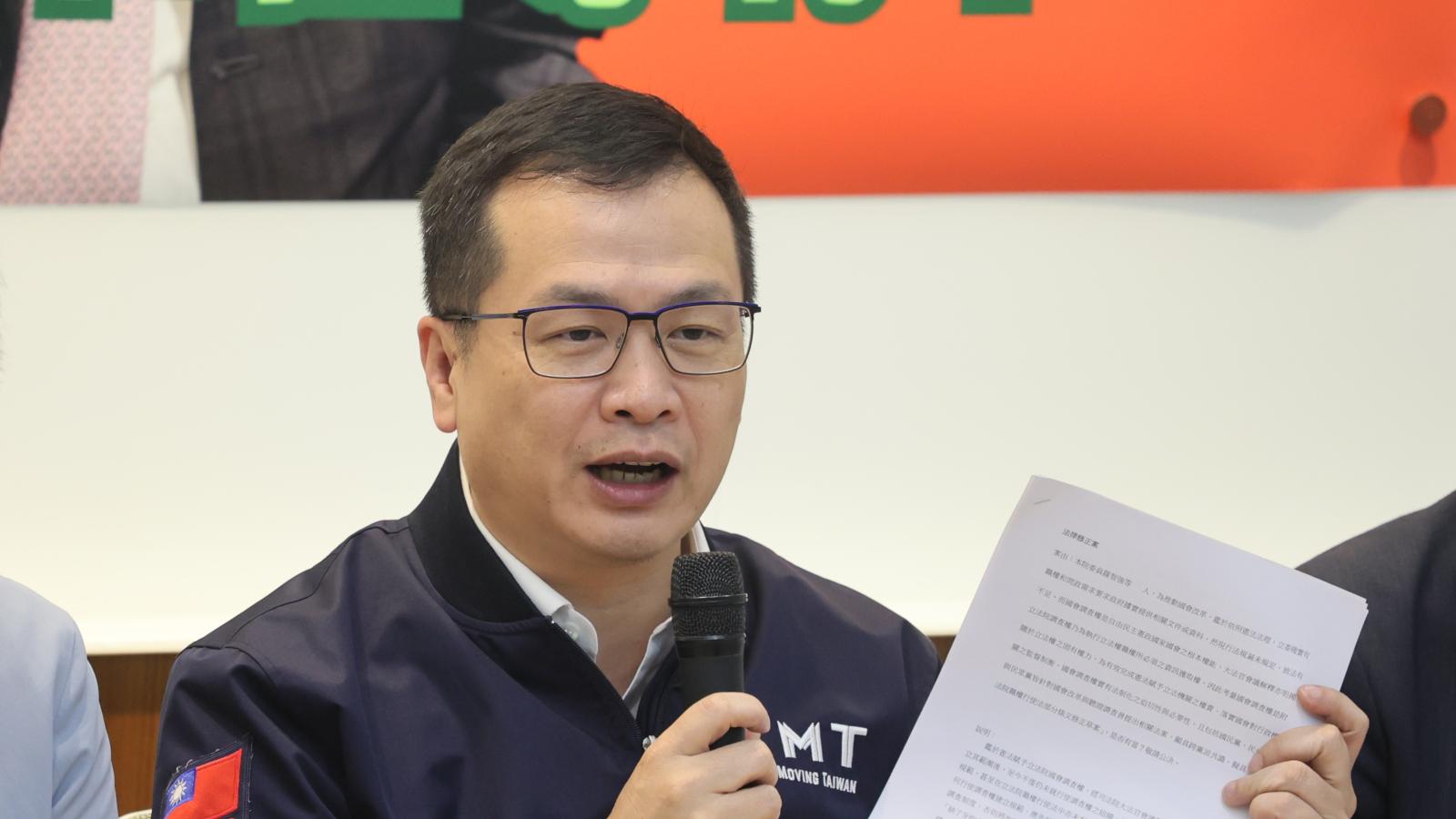 打無聲電話騷擾柯建銘?羅智強秀通聯轟綠媒報導荒謬:真兇已被起訴卻還背黑鍋