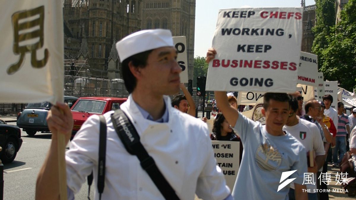 倫敦的中國廚師抗議移民政策 (白曉紅攝) 倫敦的中國廚師抗議移民政策 (白曉紅攝)