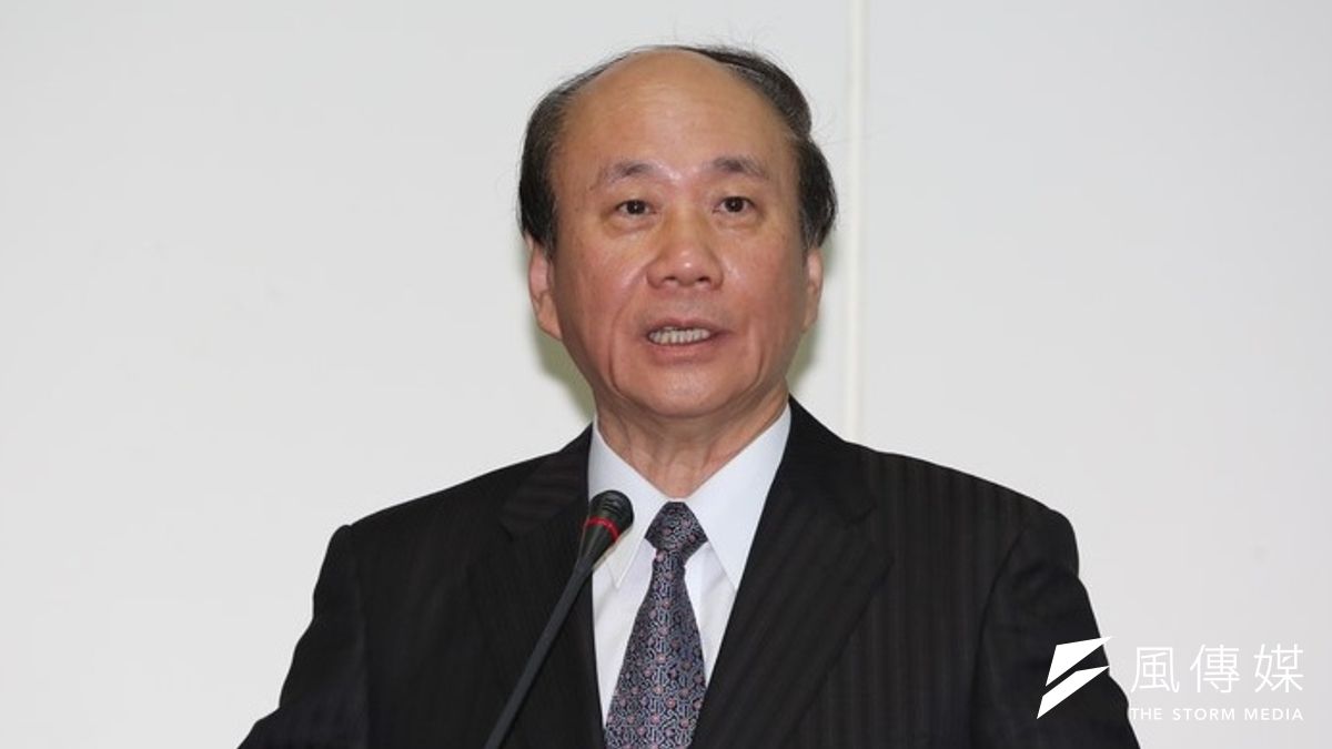 經濟部長張家祝表示,核四問題應由公投決定,但核四若封存太久,不符經濟效益。(余志偉攝) 經濟部長張家祝表示,核四問題應由公投決定,但核四若封存太久,不符經濟效益。(余志偉攝)