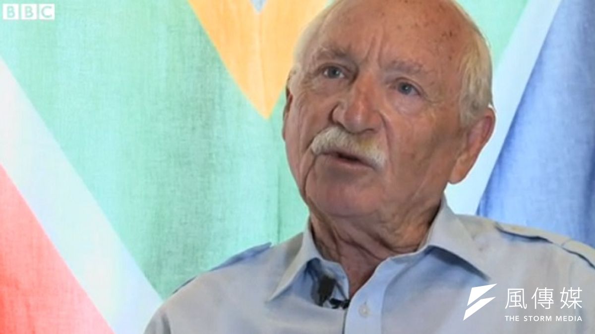 布朗奈爾是當代南非國旗的設計者(取自網路) 布朗奈爾是當代南非國旗的設計者(取自網路)