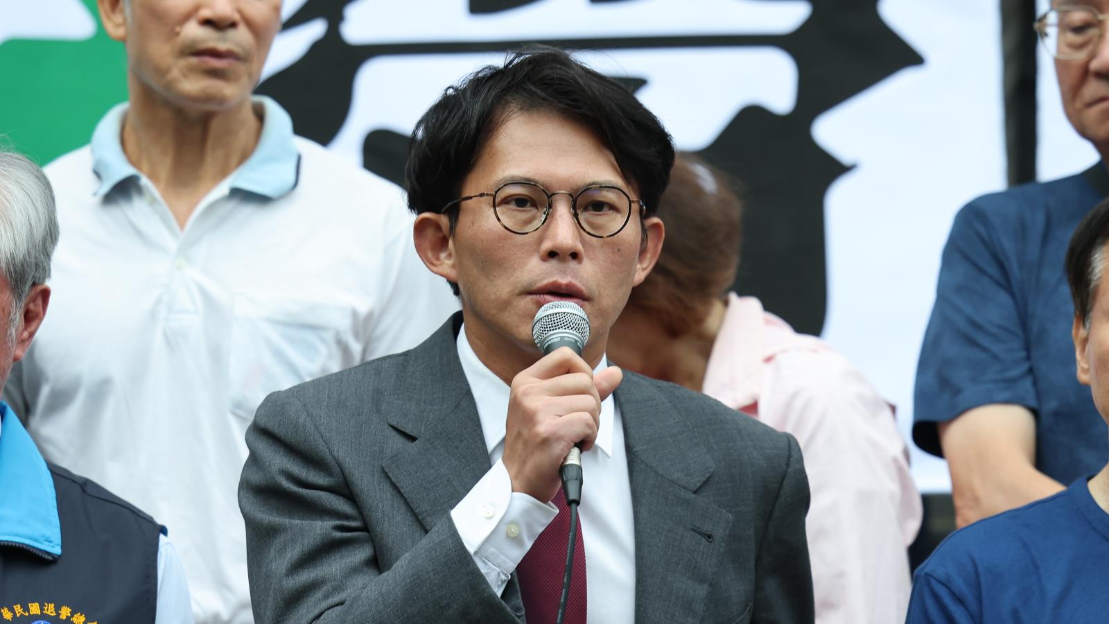 周四合體蔣萬安直播「拆解洋流」 黃國昌直言:國民黨沒統合出最好戰力
