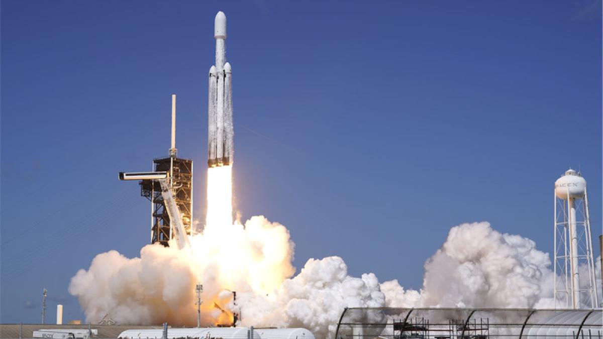 多家投行給予200美元以上目標價 SpaceX漲不上去?市場仍給滿滿信心