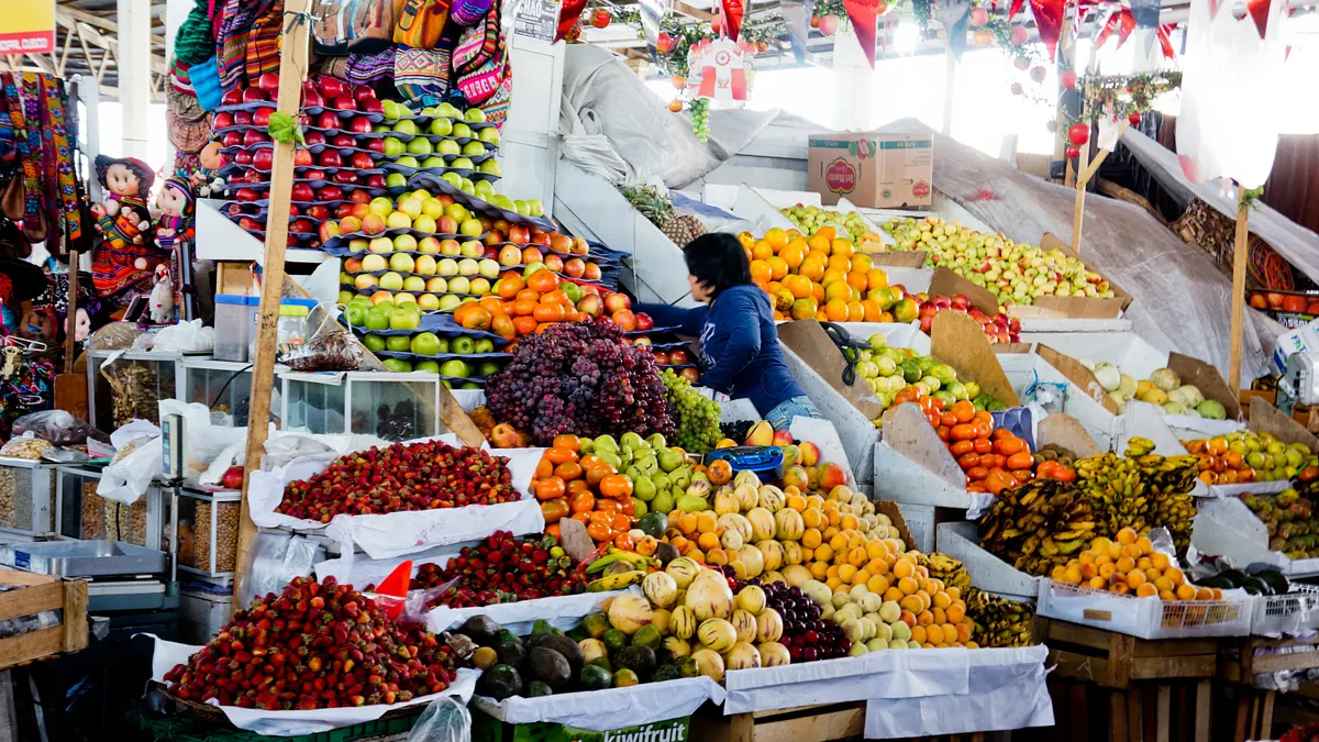 經濟學人信息社發表了2015年生活費用指數最低的10個城市。(圖/Lufonz@flickr) 經濟學人信息社發表了2015年生活費用指數最低的10個城市。(圖/Lufonz@flickr)