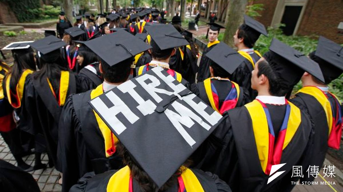 面對國內畢業生的激烈競爭,海歸派的職場優勢已不若以往。(取自網路) 面對國內畢業生的激烈競爭,海歸派的職場優勢已不若以往。(取自網路)