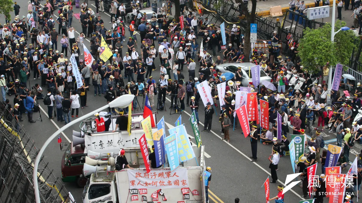 去年重新掌權的民進黨政府卻在上台後,忘記了謙卑,只知道蠻橫,充分流露出狼性政黨的本質,遇事還是以在野時的策略應對之。(資料照,陳明仁攝)