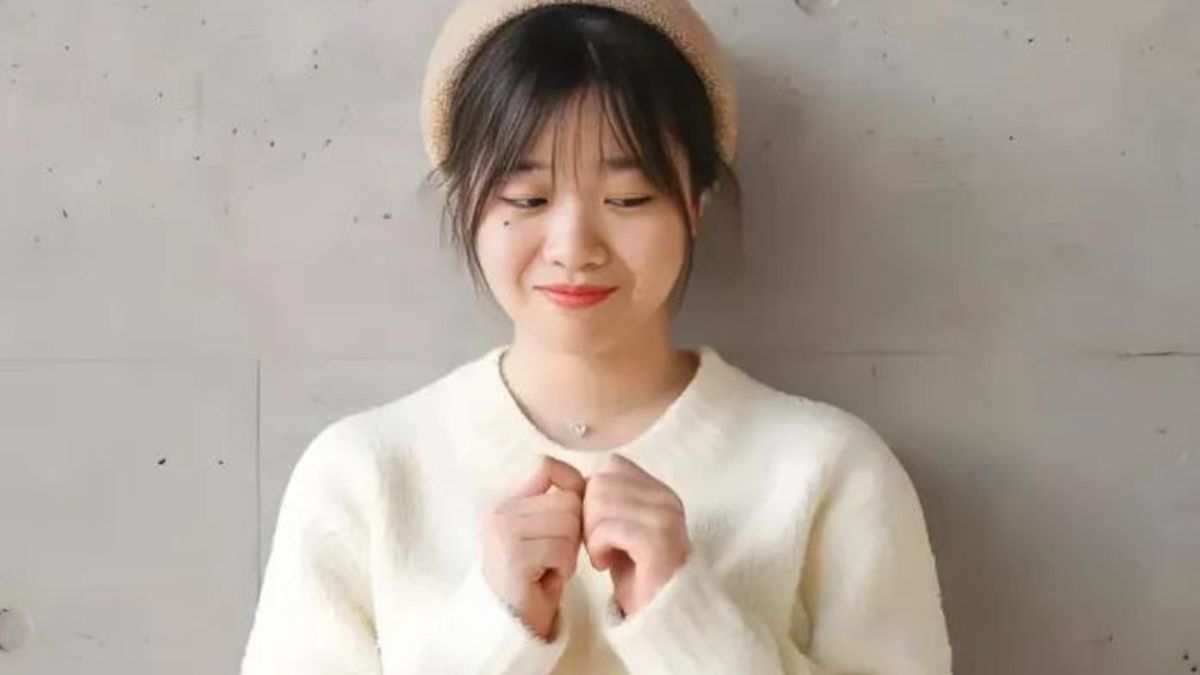 AI「天才少女」の羅福莉がXiaomi創業者の雷軍から評価を受け、年俸1000万人民元でスカウト。AI大規模モデルチームを率いることに。(微博より) AI「天才少女」の羅福莉がXiaomi創業者の雷軍から評価を受け、年俸1000万人民元でスカウト。AI大規模モデルチームを率いることに。(微博より)