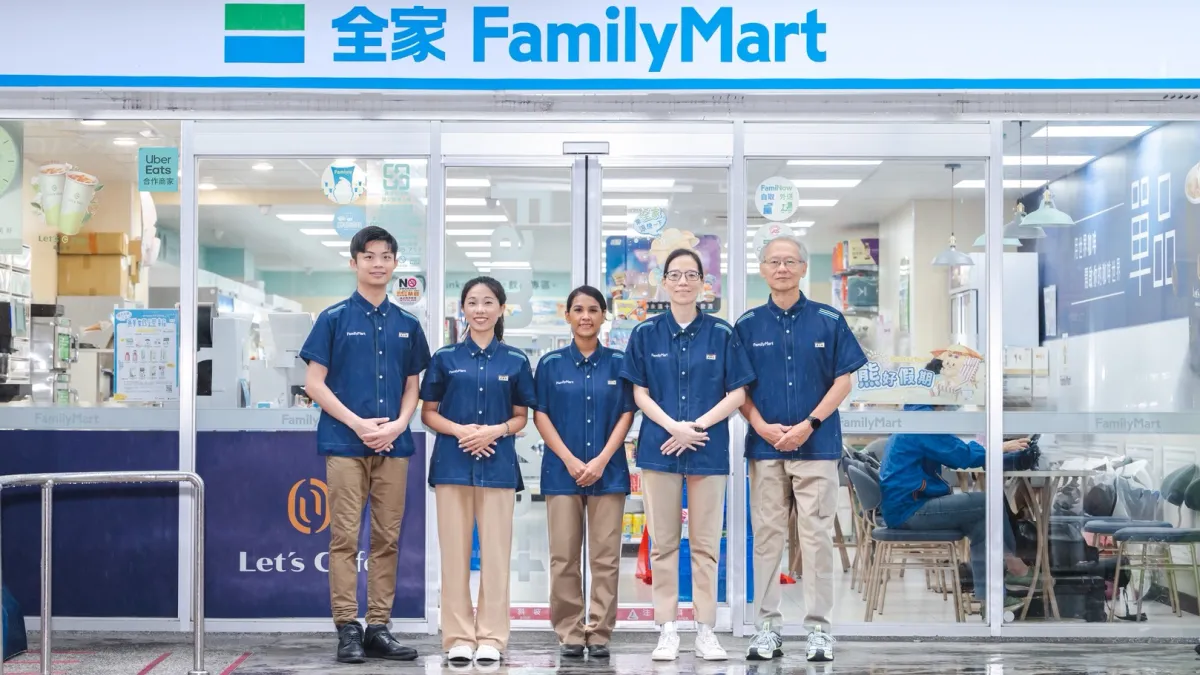 超商雙雄不只釋出大量門市與儲備幹部職缺,也將AI應用、跨國人才培育及多元職涯發展納入招募策略。(全家提供)