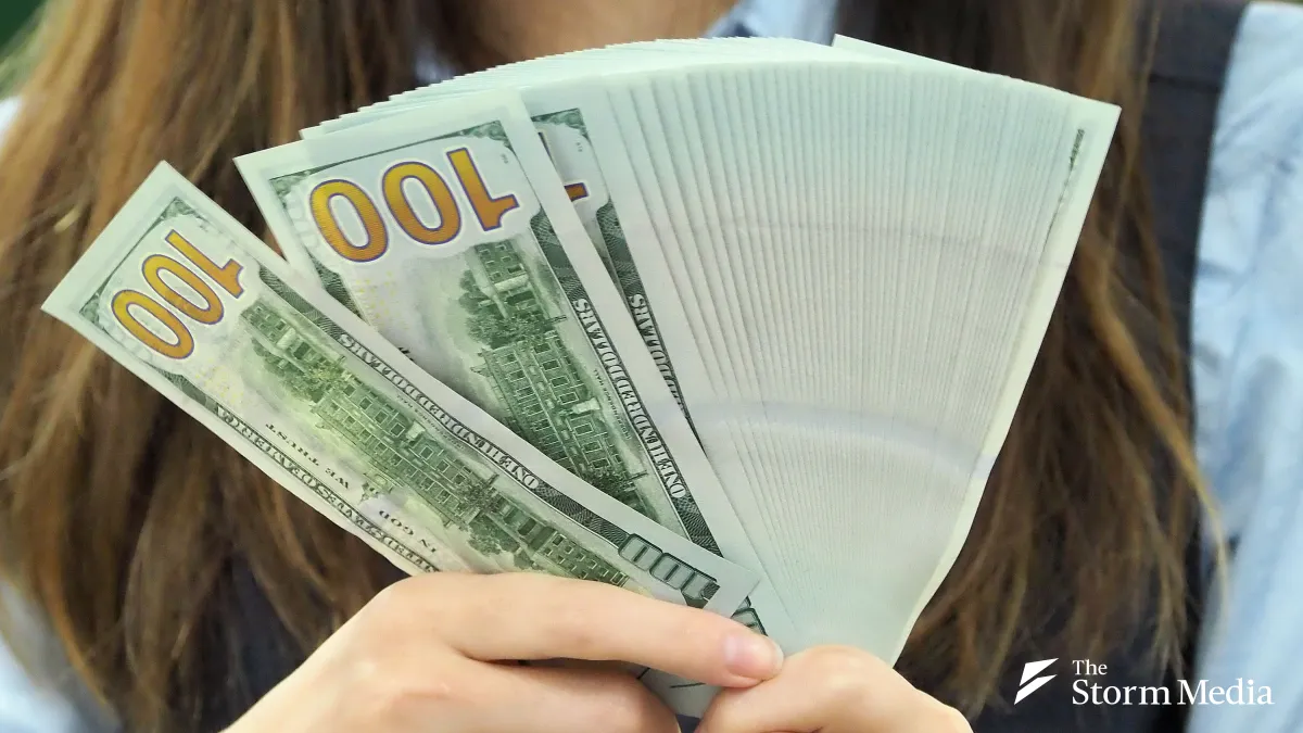 The Trump administration's push for the 'Genius Act' aims to extend the dominance of the US dollar into the realm of blockchain. (Photo / Lin Ruiqing)