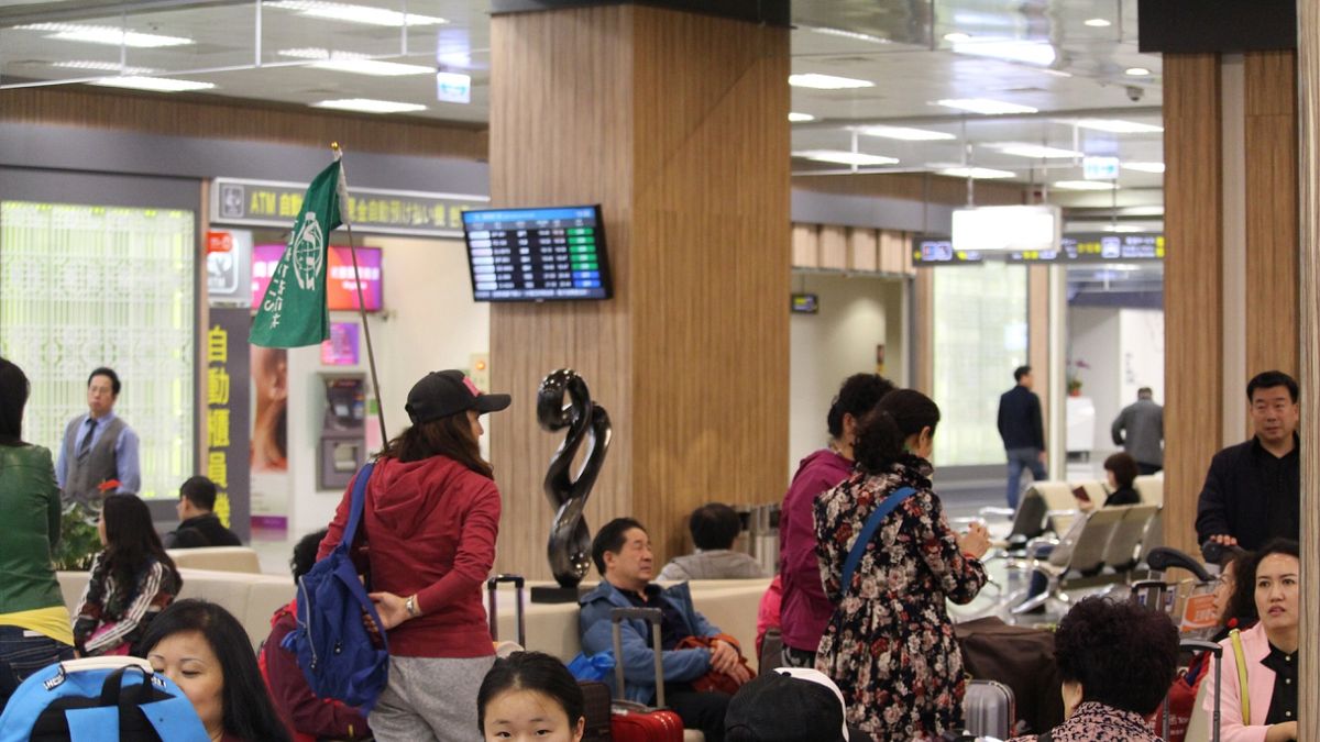 北京觀察》台灣旅行團甘肅遊園車翻覆!釀1死12傷「隱形殺手」曝光:為何15人被甩出車外?