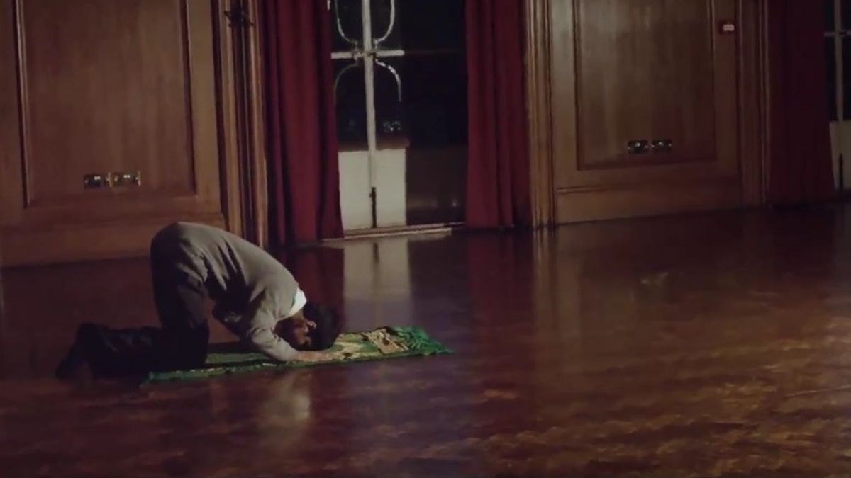 尋求信仰支撐的約瑟夫。(圖/公視提供) 尋求信仰支撐的約瑟夫。(圖/公視提供)