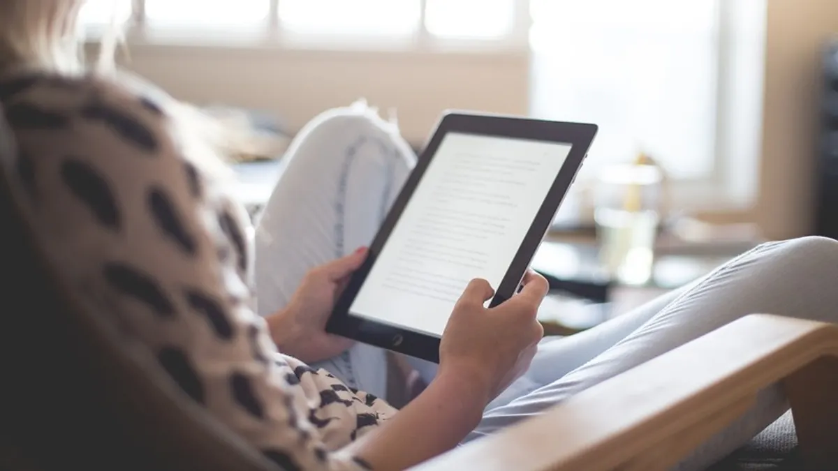 近日有Podcast節目指出,破折號(em dash)已被Z世代戲稱為「ChatGPT破折號(ChatGPT hyphen)」,原因與AI偏好用法有關。(示意圖/取自pixabay) 近日有Podcast節目指出,破折號(em dash)已被Z世代戲稱為「ChatGPT破折號(ChatGPT hyphen)」,原因與AI偏好用法有關。(示意圖/取自pixabay)