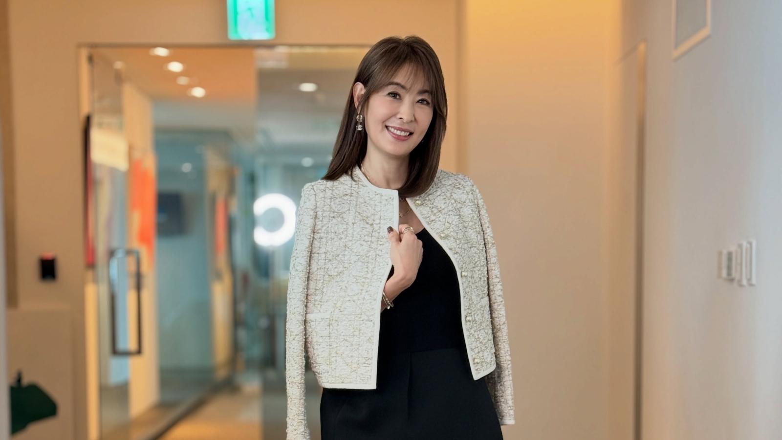 賈永婕公開全身「不純樸」行頭清單 Dior手錶背後藏30年洋蔥