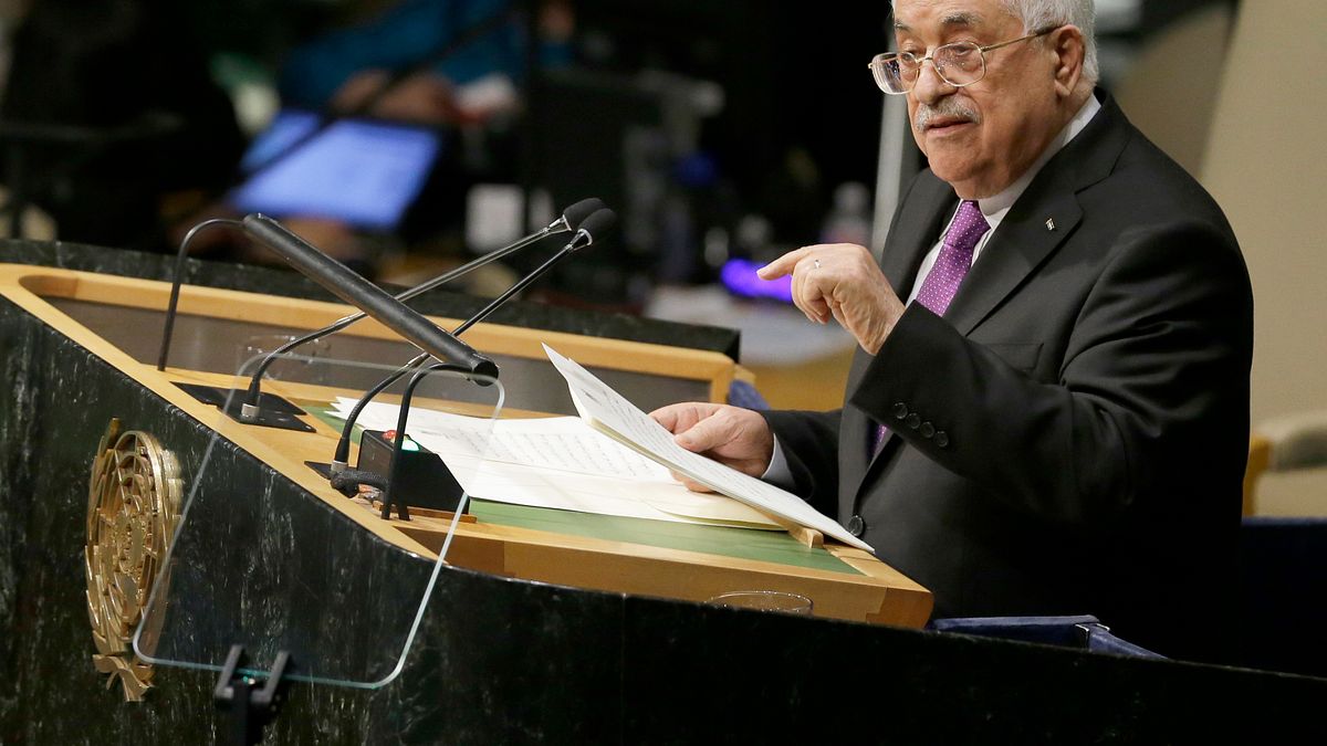 以色列媒體從前蘇聯檔案中發現,巴勒斯坦自治政府主席阿巴斯曾是前蘇聯KGB特務。(美聯社) 以色列媒體從前蘇聯檔案中發現,巴勒斯坦自治政府主席阿巴斯曾是前蘇聯KGB特務。(美聯社)