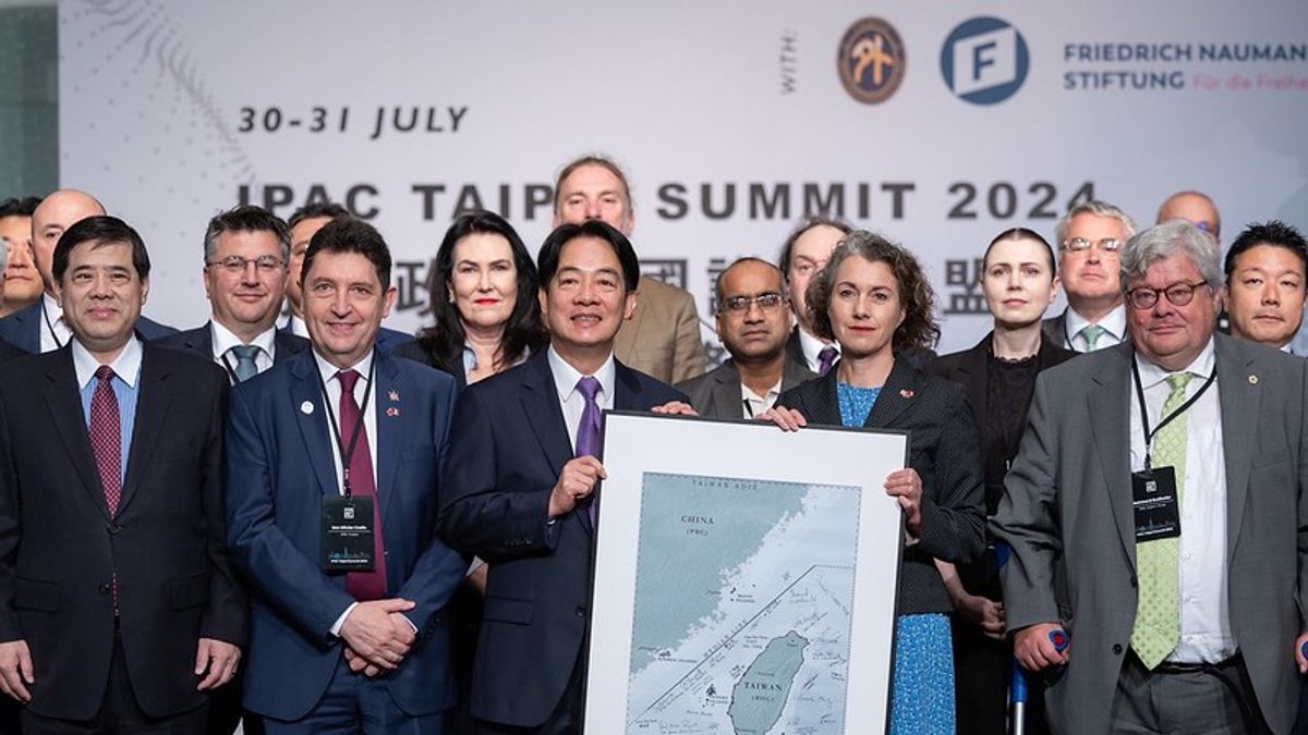 IPACサミットで採択された決議は法的効力を持たず、国連システムにおける「法理上の一つの中国」原則を変えることはできない。その本質は高度な版の「台湾民政府」のようなものだ。写真は7月30日、IPAC年次総会の台湾専門セッションに出席する頼清徳総統。(総統府提供) IPACサミットで採択された決議は法的効力を持たず、国連システムにおける「法理上の一つの中国」原則を変えることはできない。その本質は高度な版の「台湾民政府」のようなものだ。写真は7月30日、IPAC年次総会の台湾専門セッションに出席する頼清徳総統。(総統府提供)